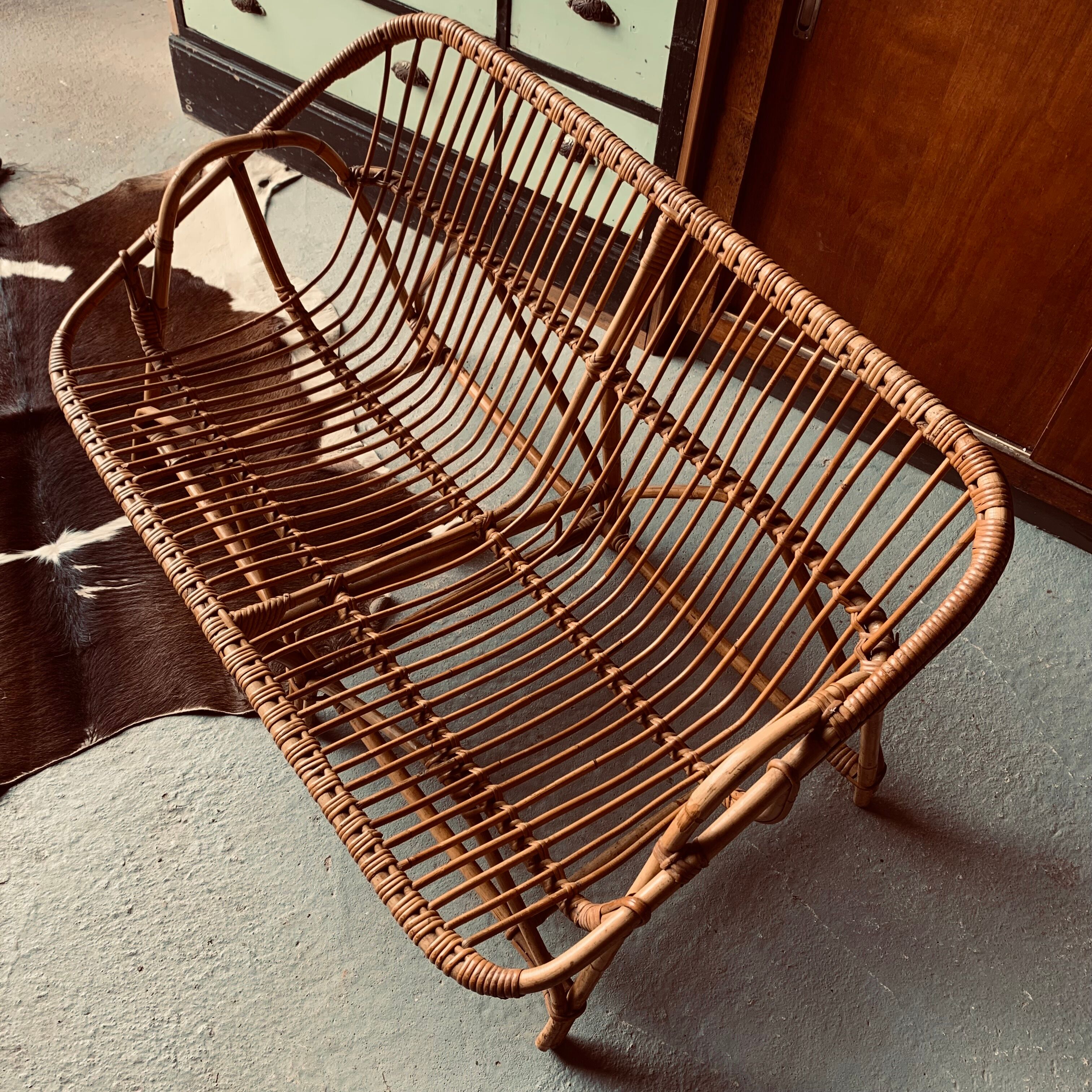 2-seater rattan sofa