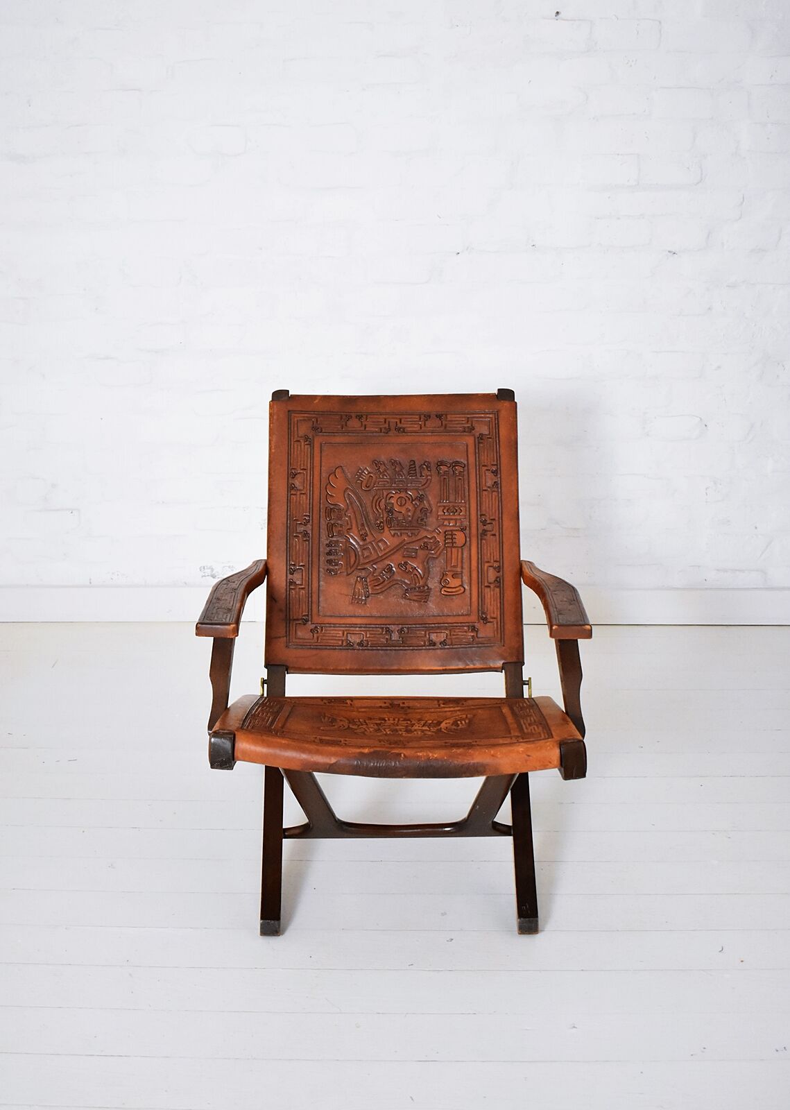Ecuadorian wood and leather folding chair by Angel Pazmino