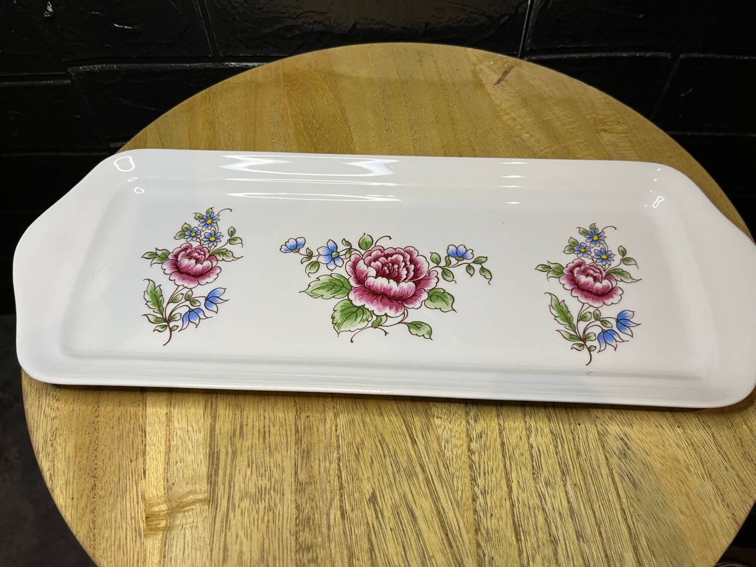 Pillivuyt porcelain cake dish
