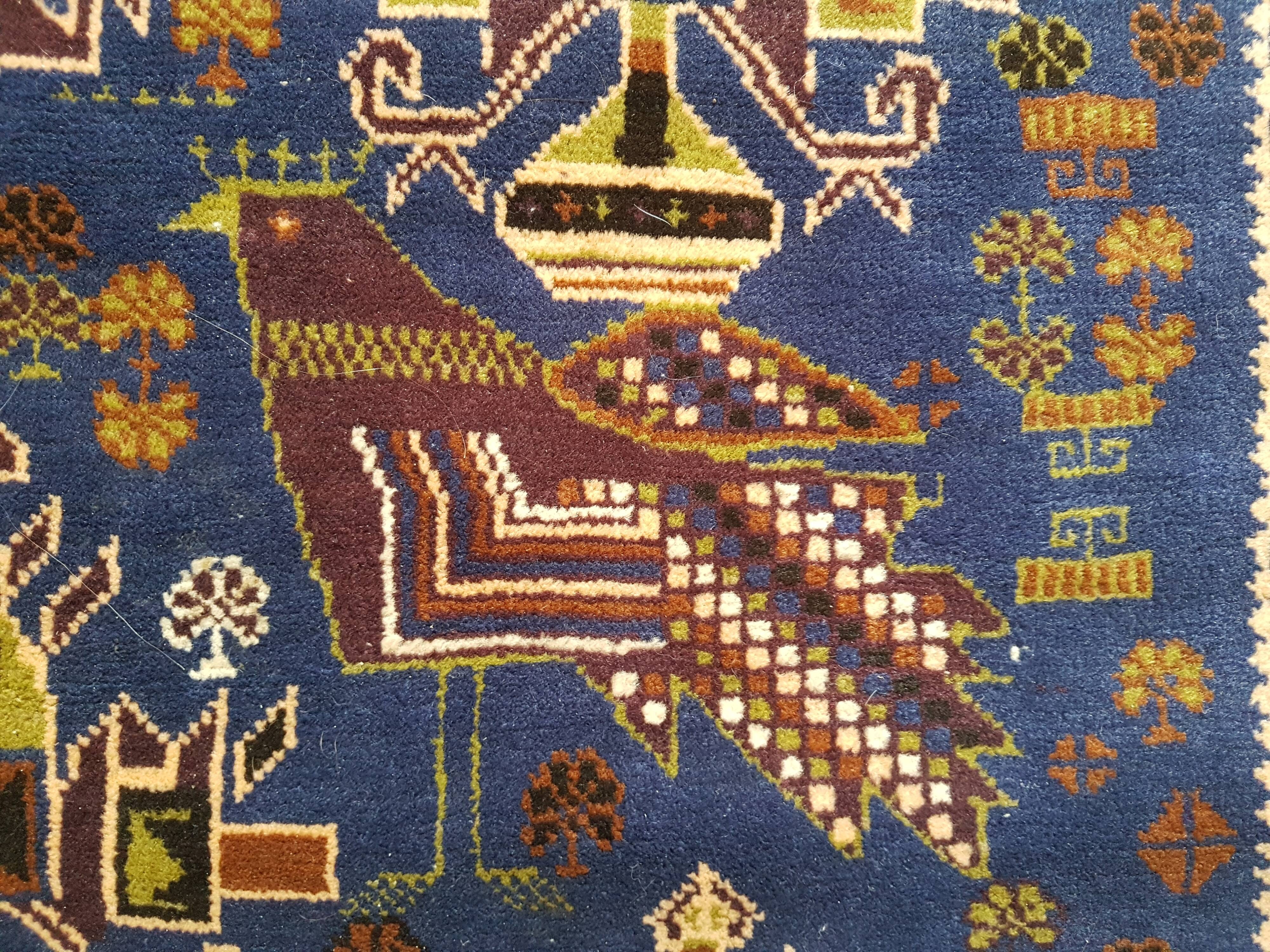 Handmade Persian rug, 100% wool, 113x219cm