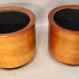 Pair of hobby flower cache pots with interior.