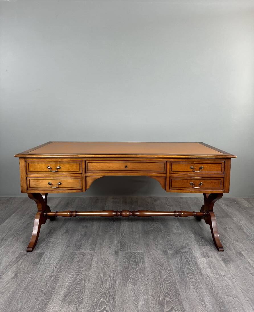 English style mahogany desk, 20th century