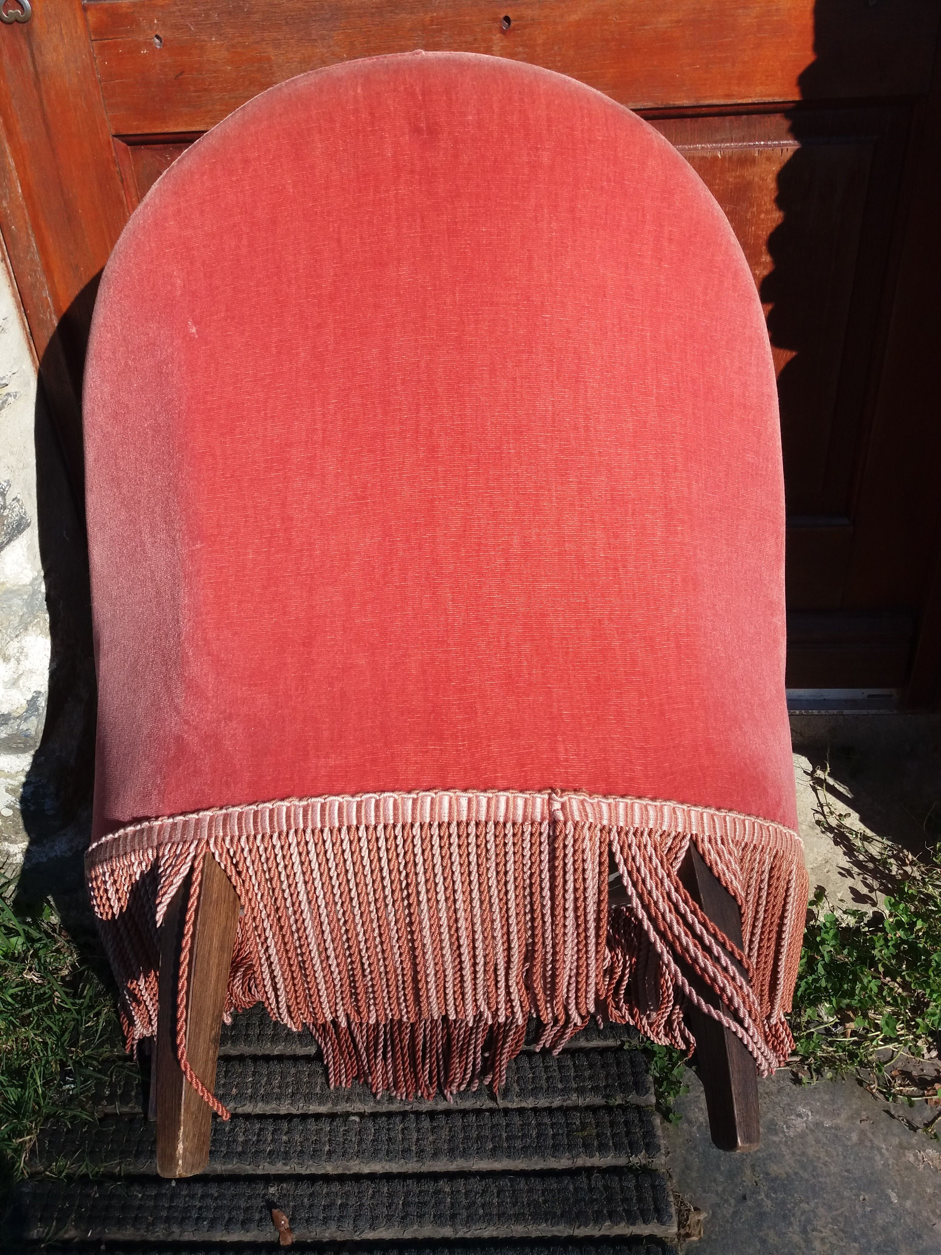 Fauteuil crapaud  dossier capitonné