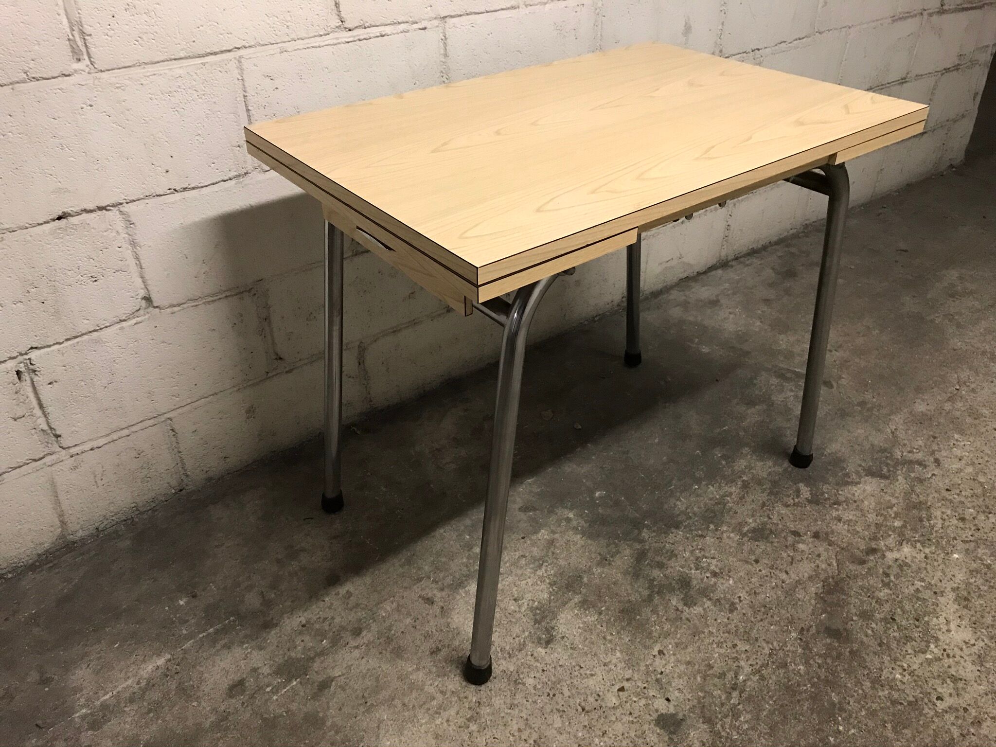 Table formica cream / beige 60s