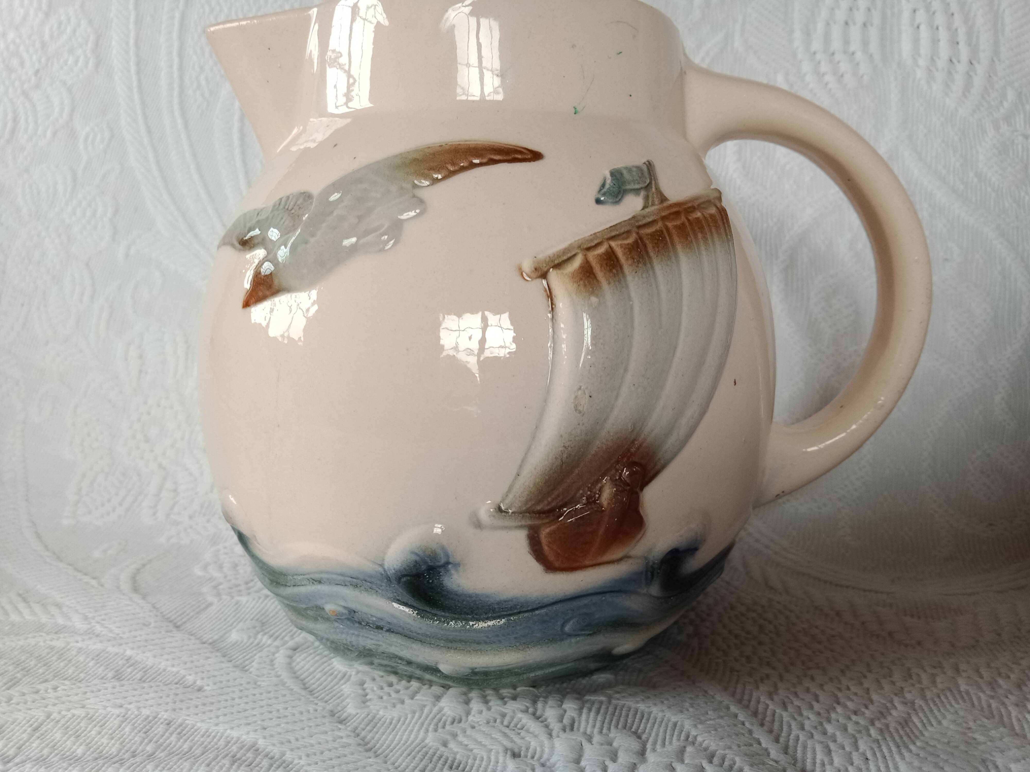 Pitcher jug - Digoin Sarreguemines - Sailboat on the waves and seagull