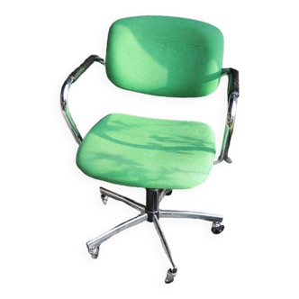 Old Green Swivel Office Chair