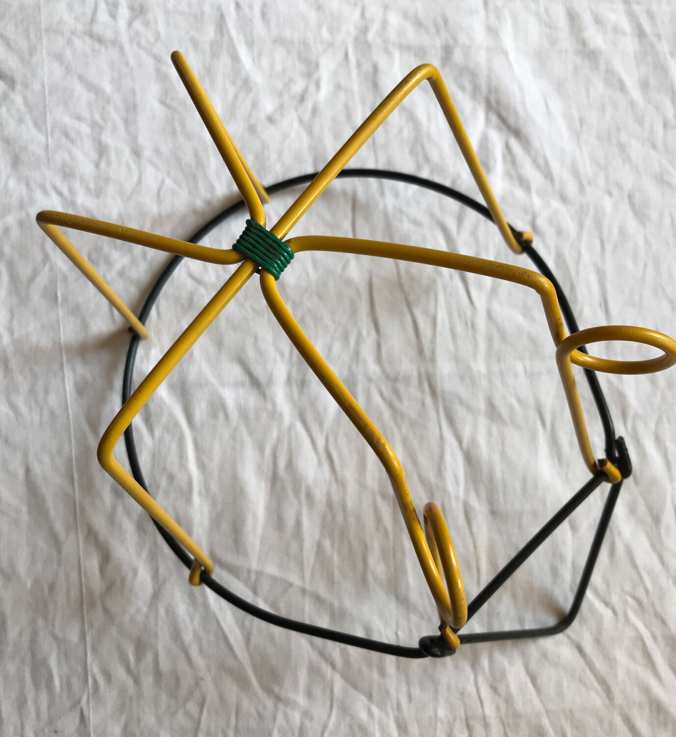 Vintage plant support 60s yellow and black iron