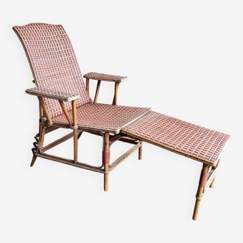 Rattan lounge chair