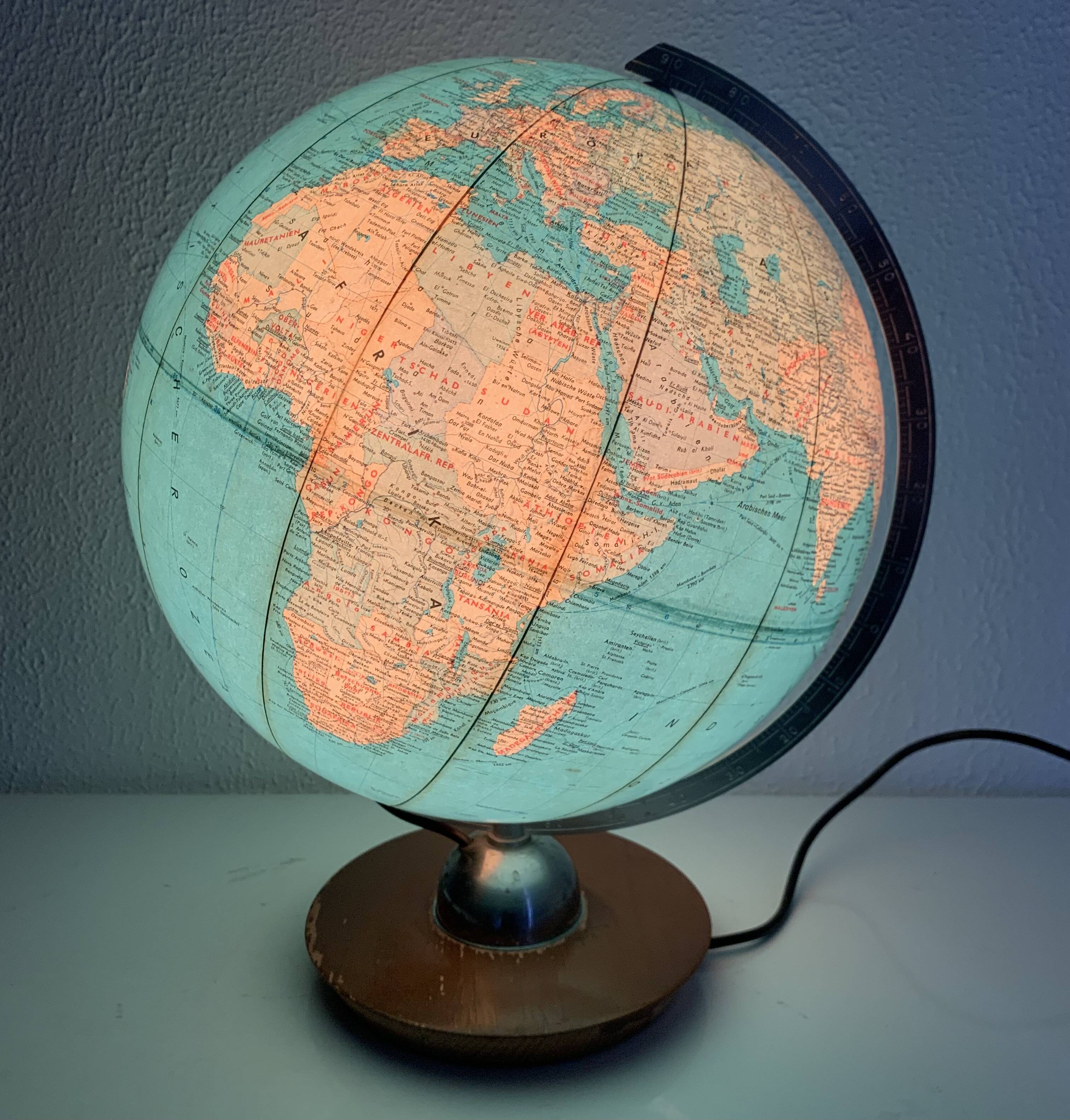 Vintage 1960 terrestrial globe JRO Verlag wood PVC world map - 43 cm