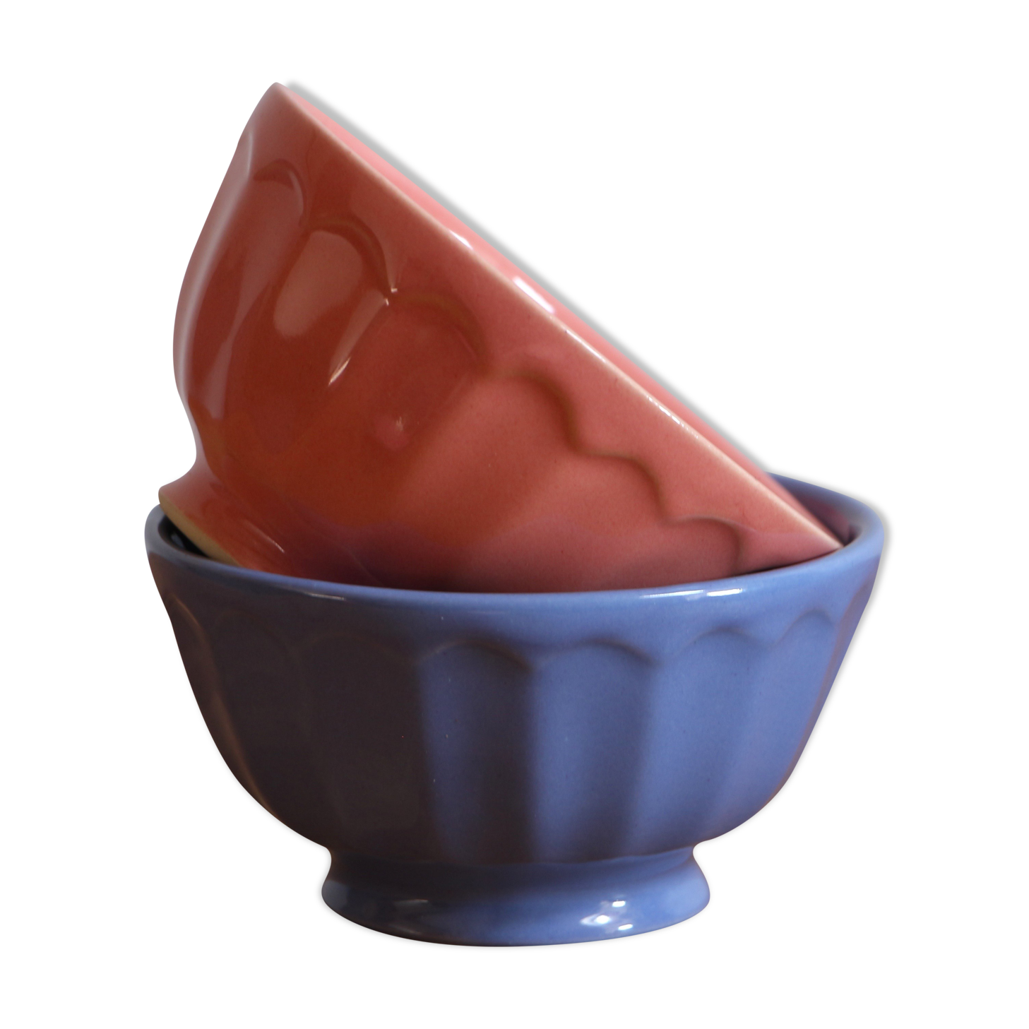 Colorful faceted bowls