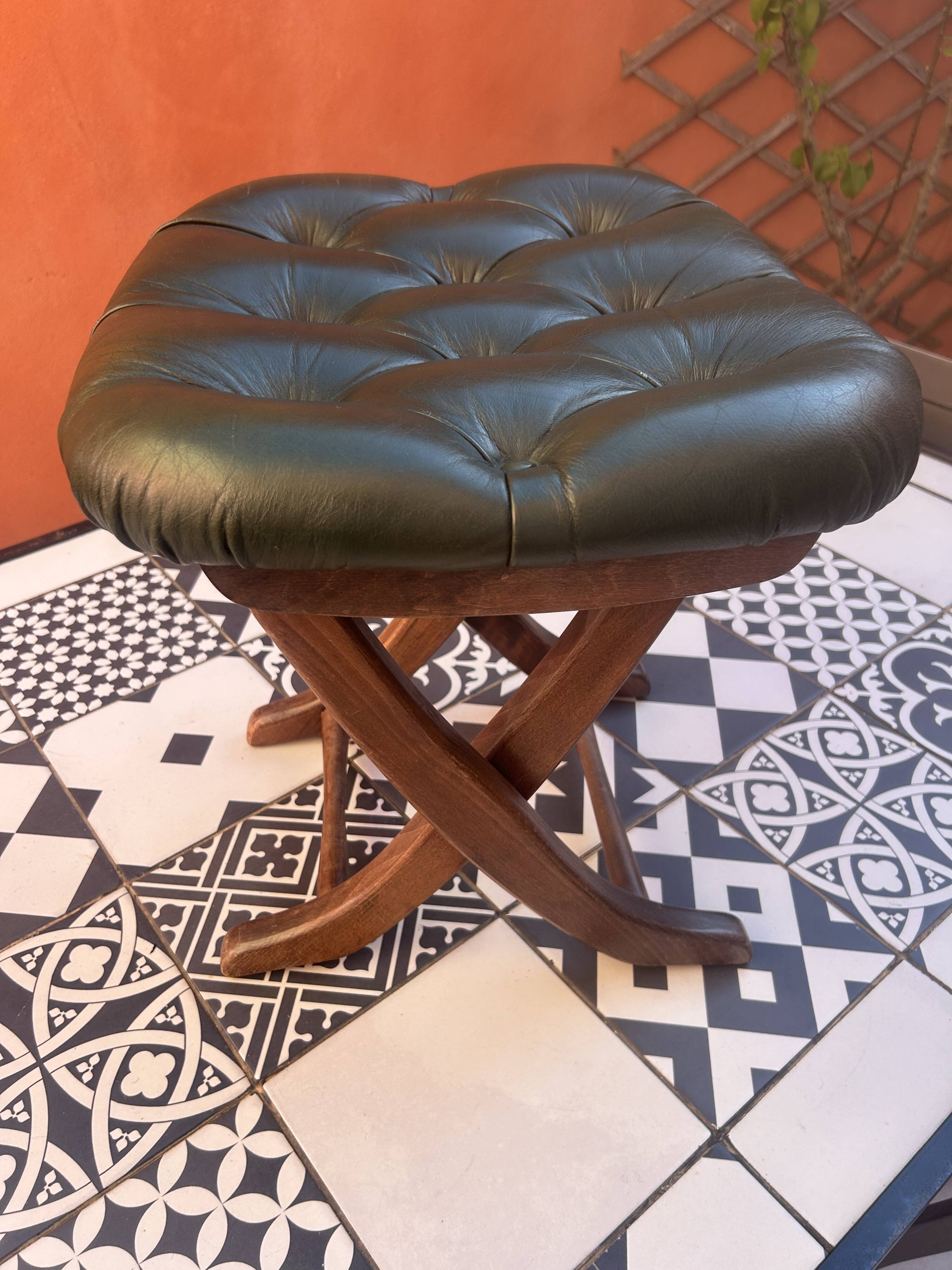 Chairs and stool