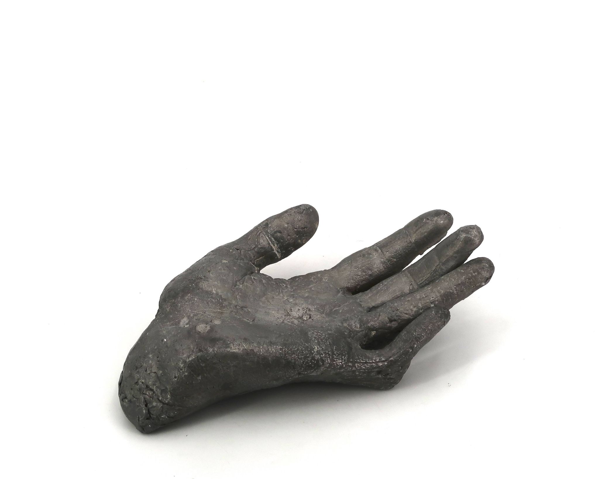 Cast iron silver-coloured catchall in the shape of a hand, 1970s sculpture.