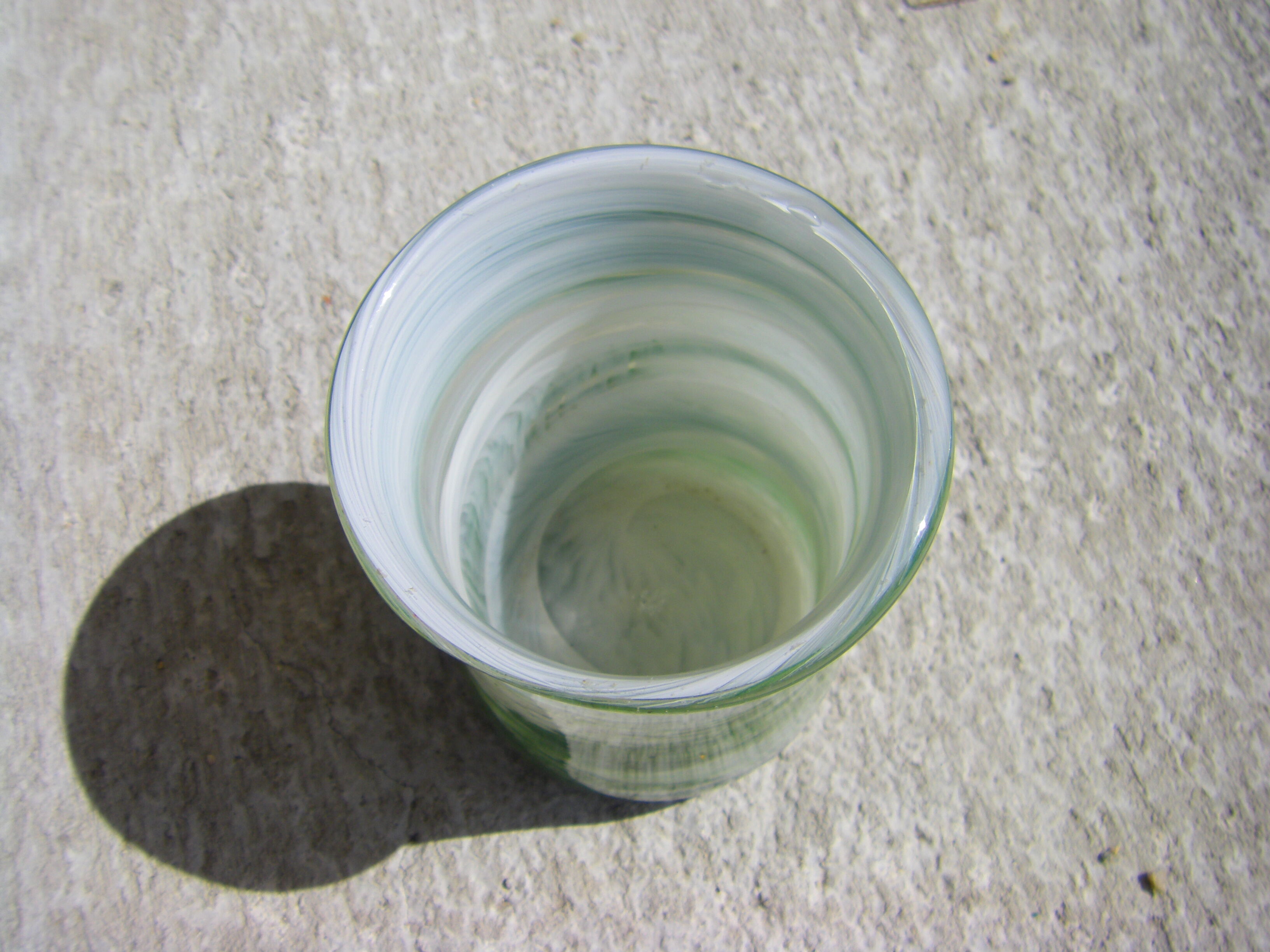 Porte-crayons en pate de verre