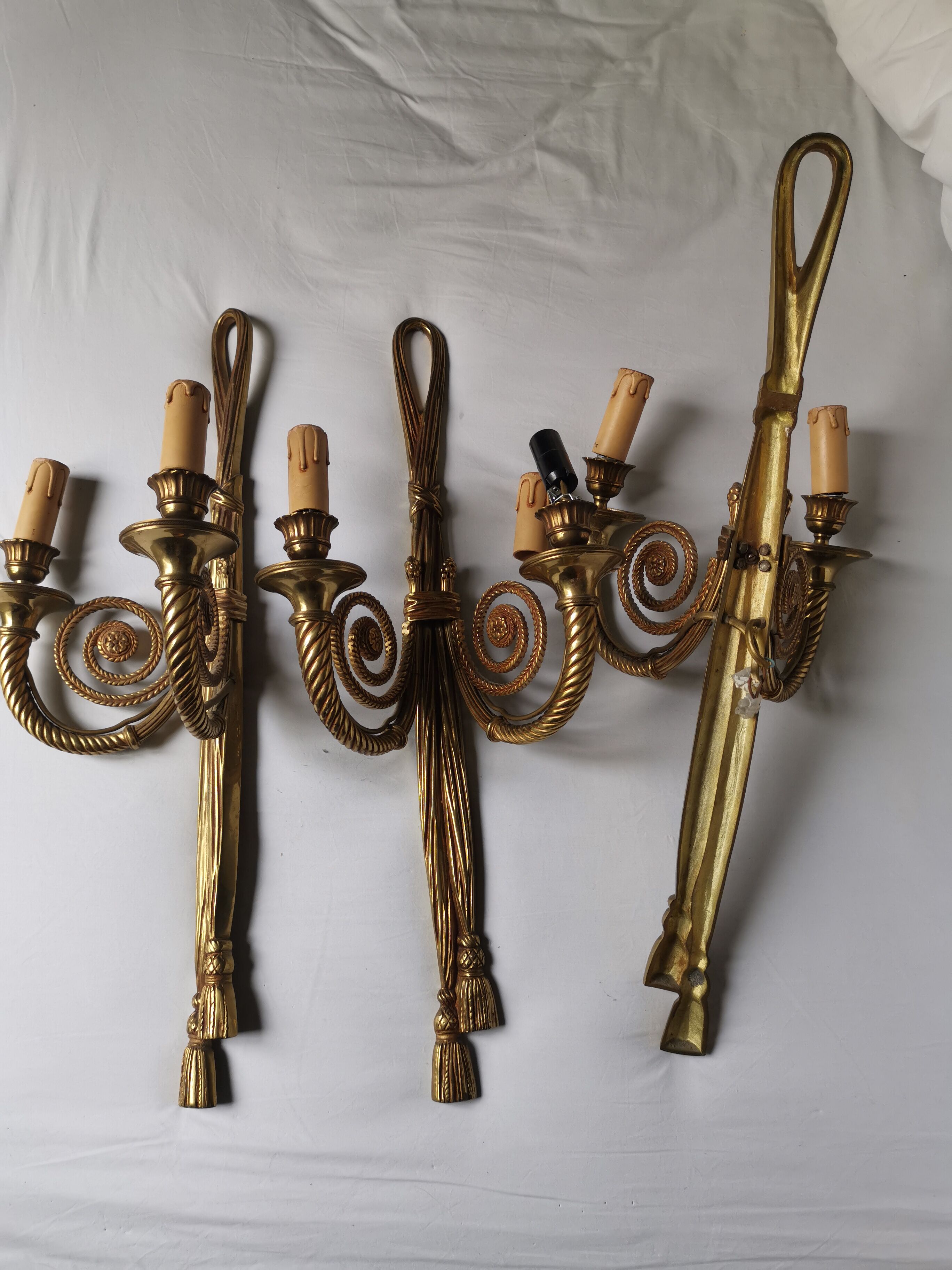 Louis XVI style bronze wall light