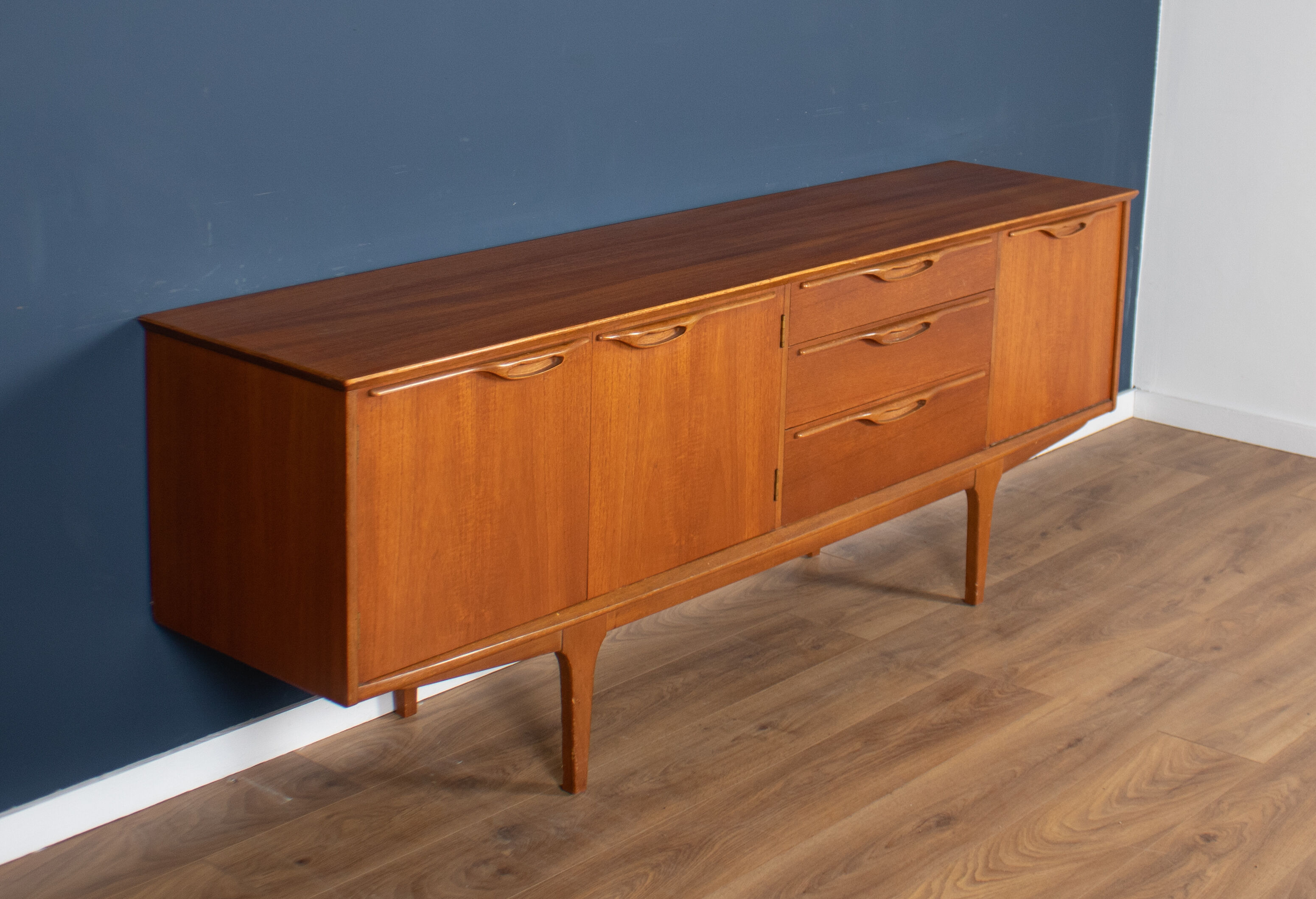 Retro teak 1960s long jentique classic mid century sideboard