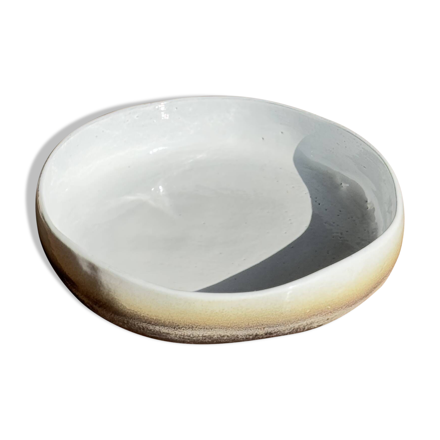 Large white and earthenware ceramic dish