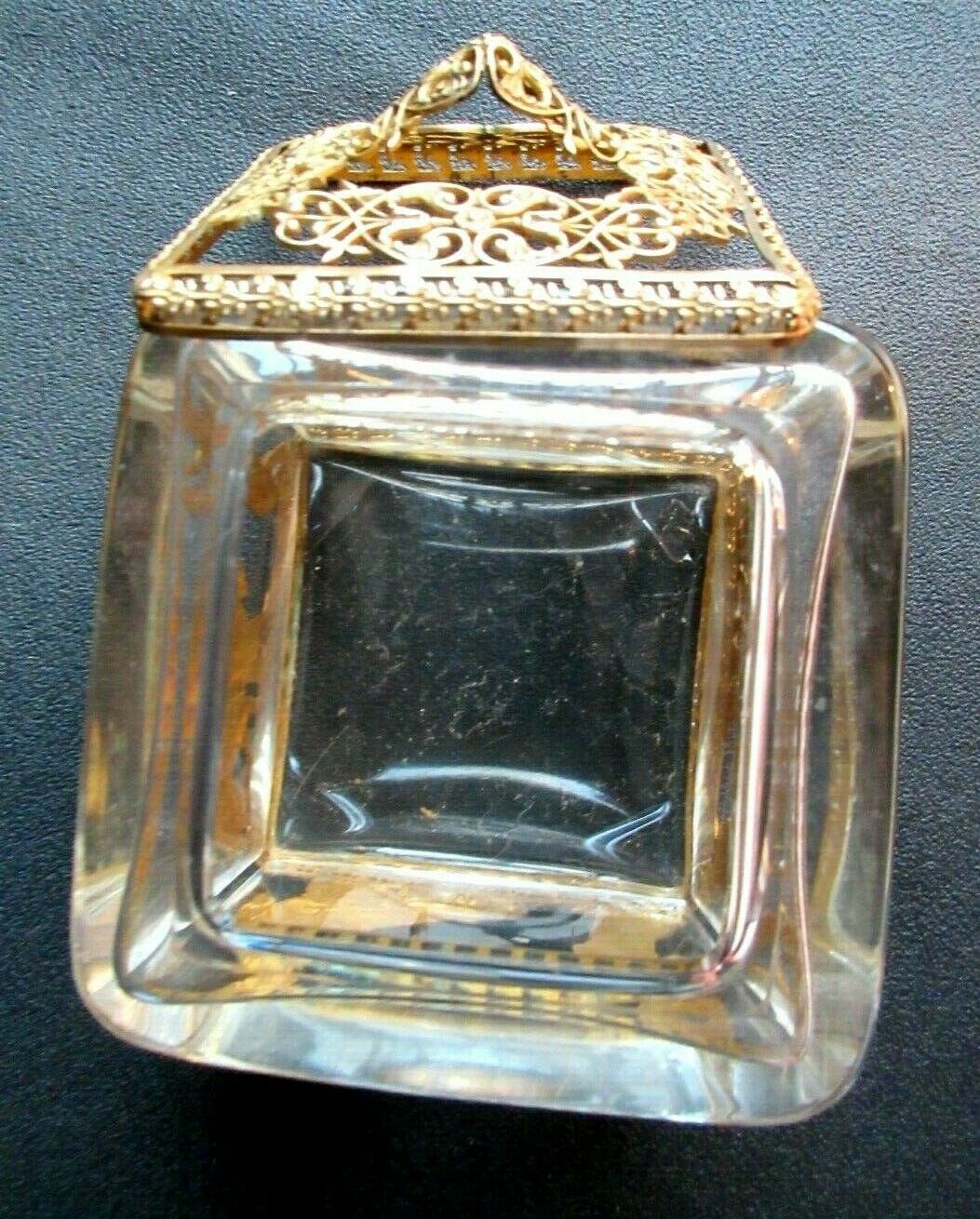 Baccarat and gilded bronze crystal box, Ancient women and lions, CHARLES X