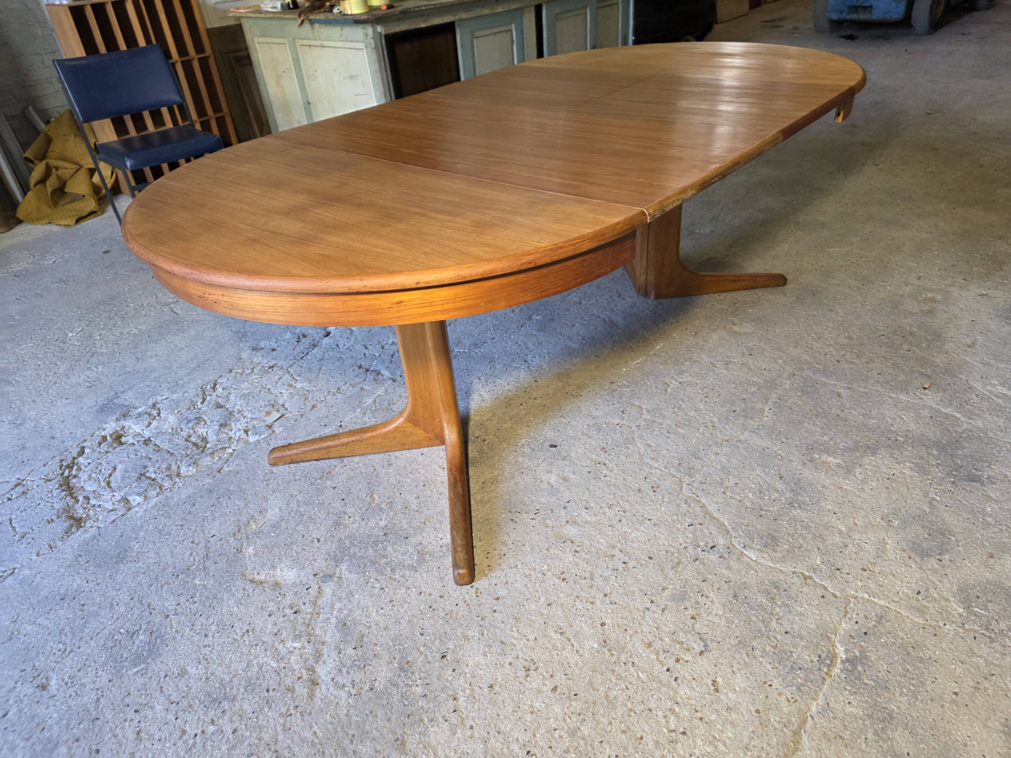 Table Baumann extensible en teck des années 60