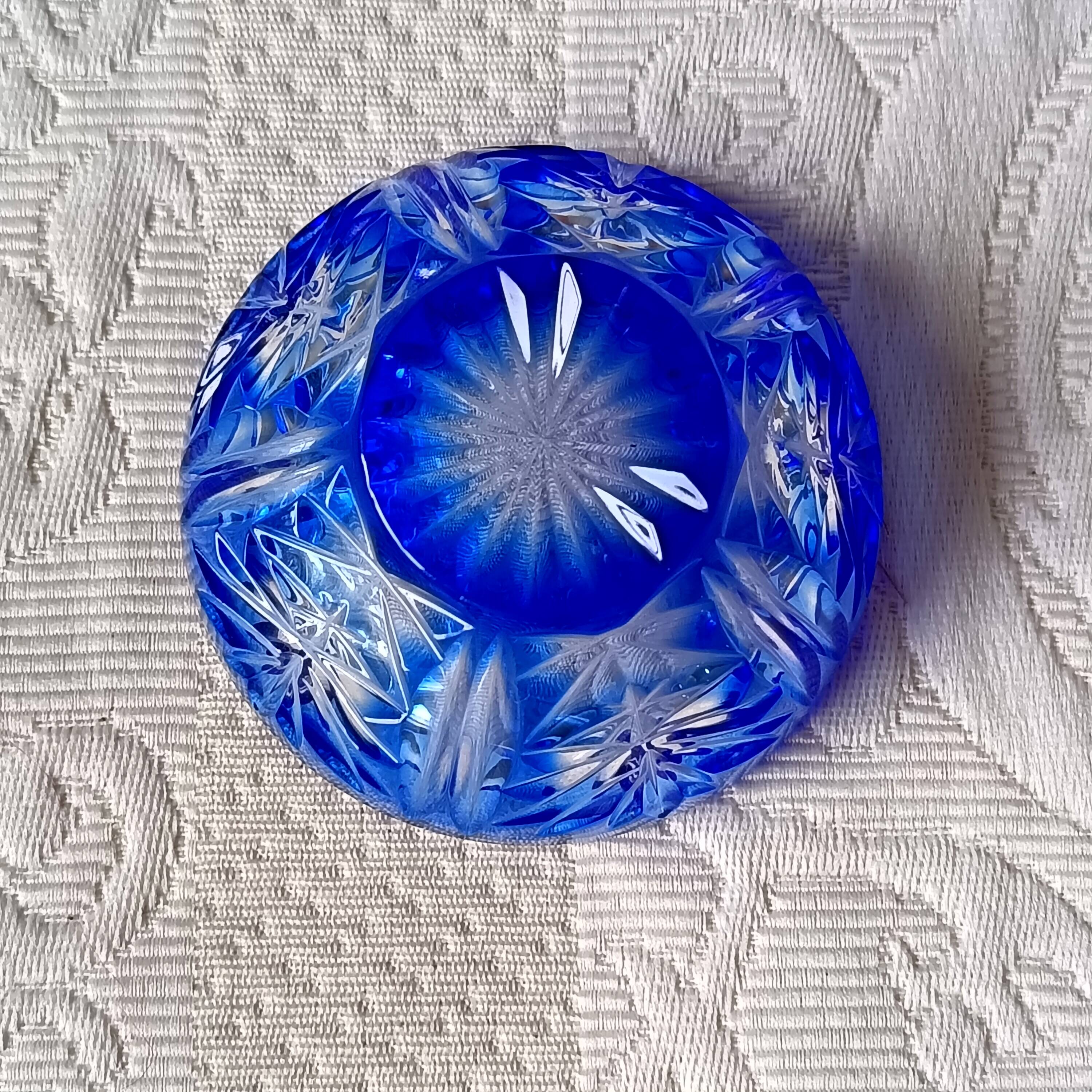 6 small cut glass bowls, vintage cobalt blue salt shaker