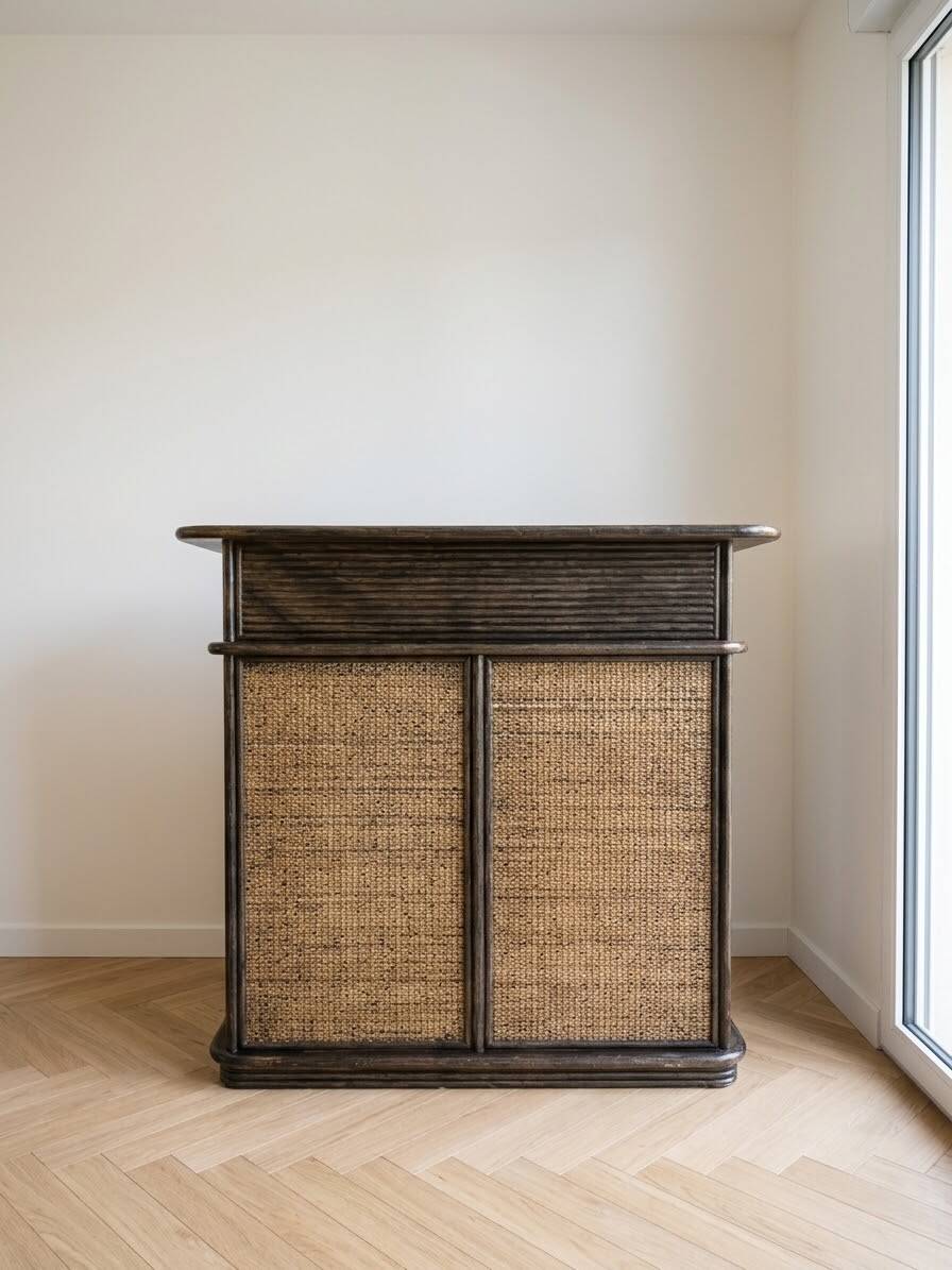 Meuble bar en bois massif