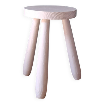 Tripod stool