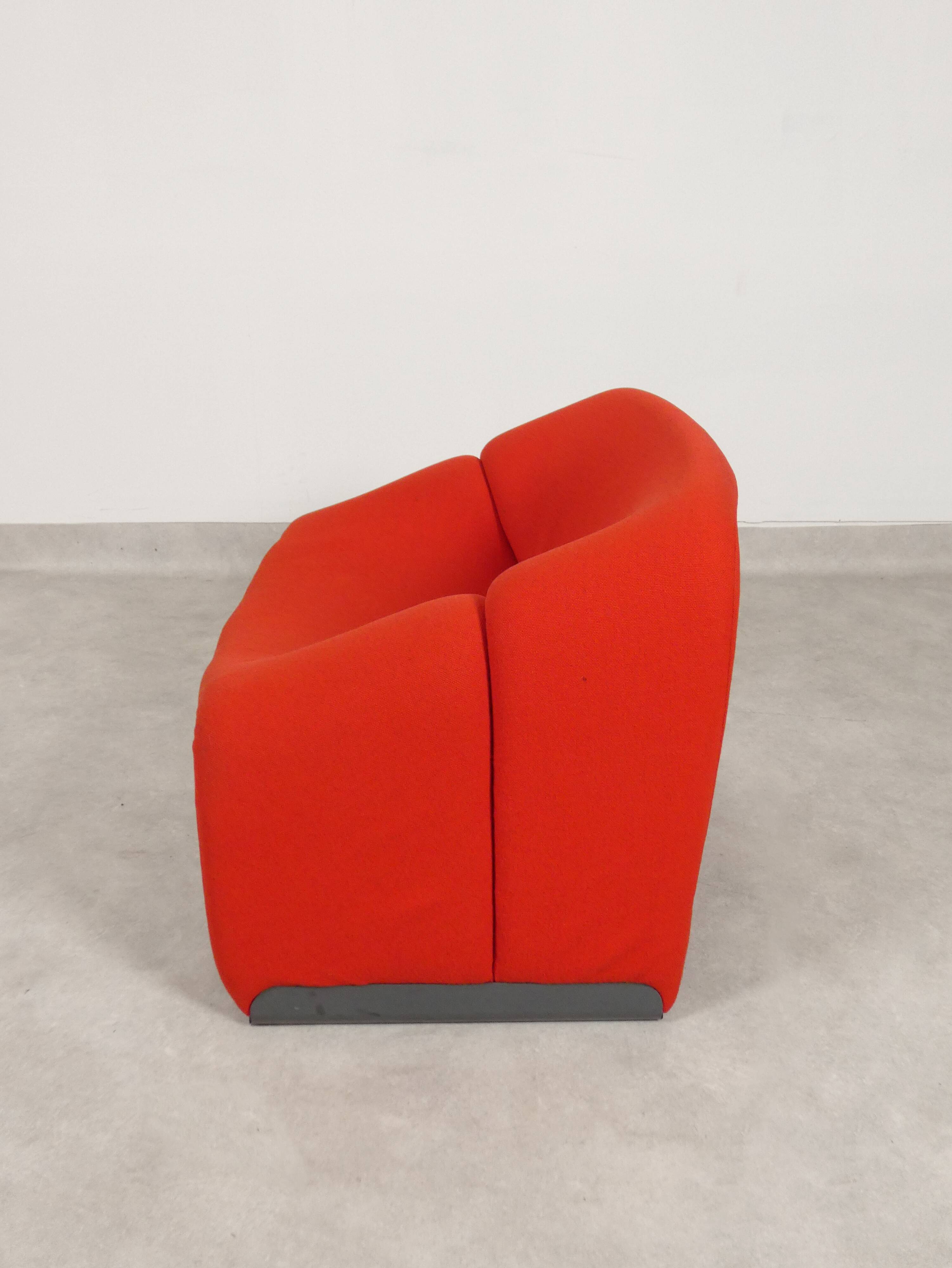Artifort F598 - 'M-chair' by Pierre Paulin