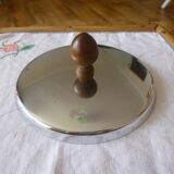 Enameled saucepan with lid 1970s
