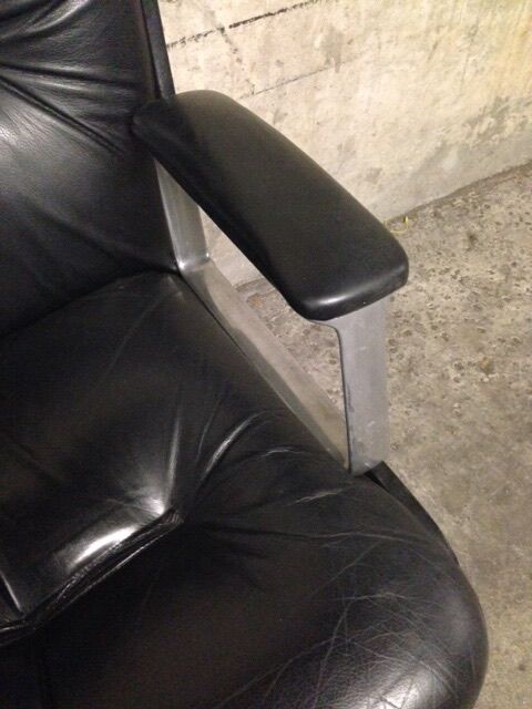 Fauteuil en cuir Vaghi 1970