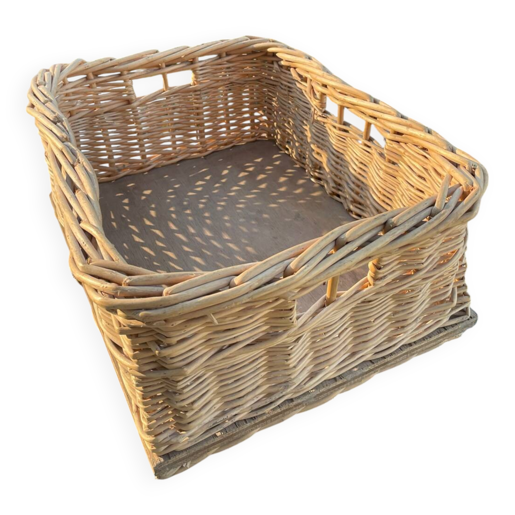 Wicker basket