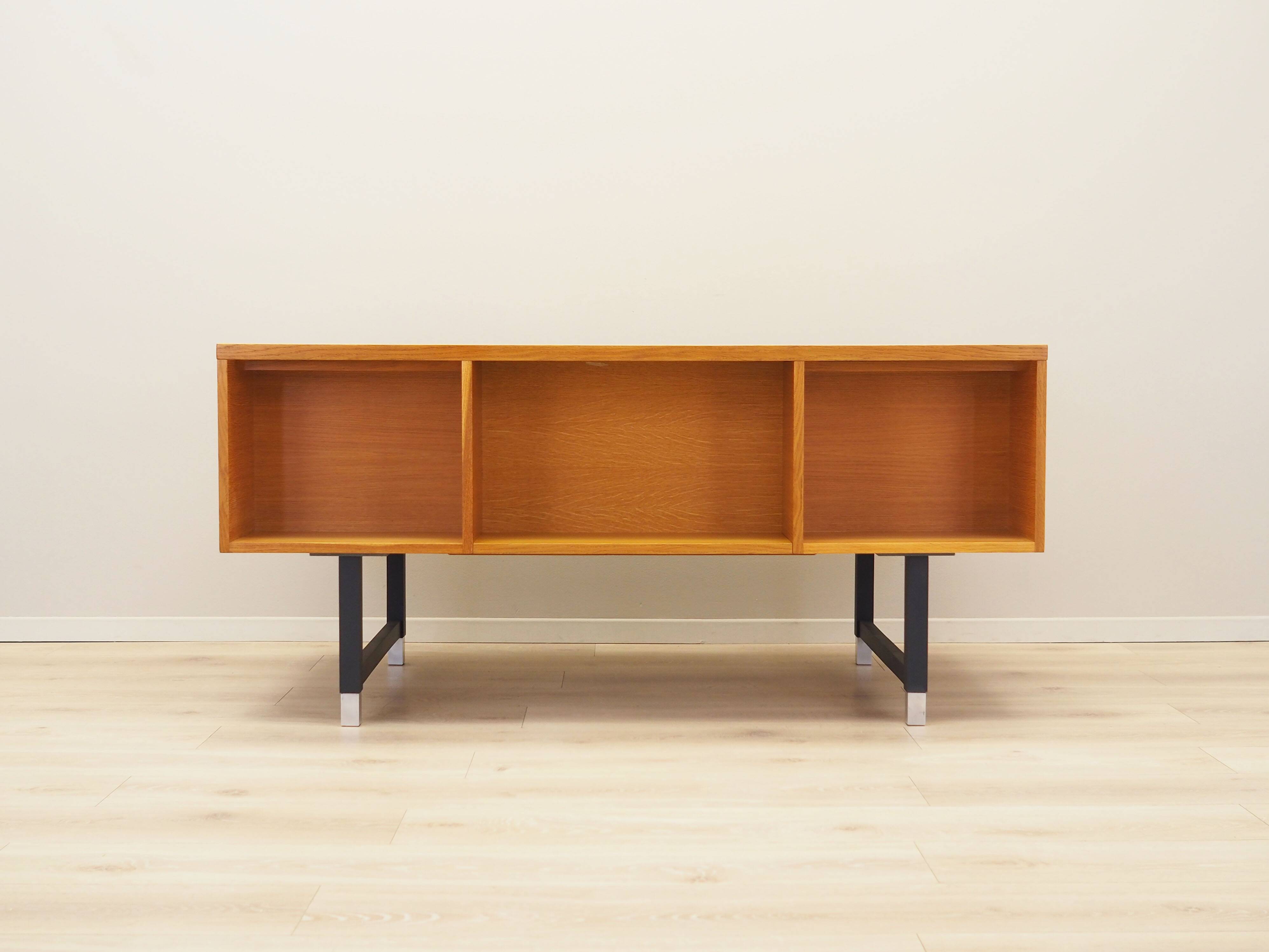 Ash desk, Danish design, 1970s, manufacturer: Eigil Petersens Møbelfabrik