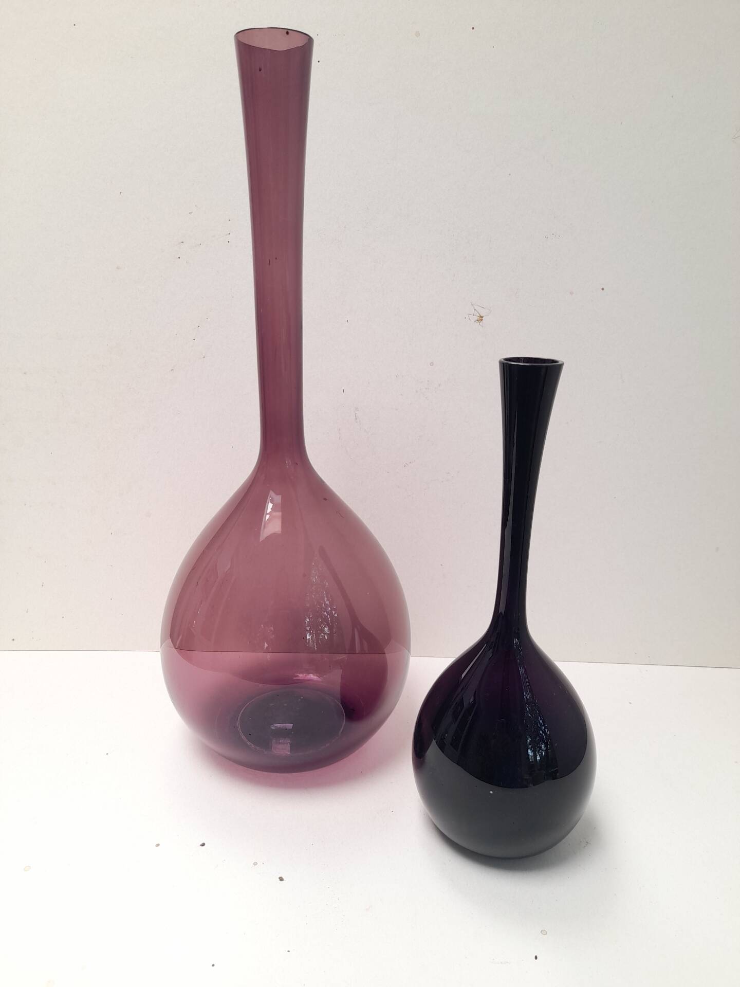 Lot de 2 vases bulbe suédois Arthur Percy 