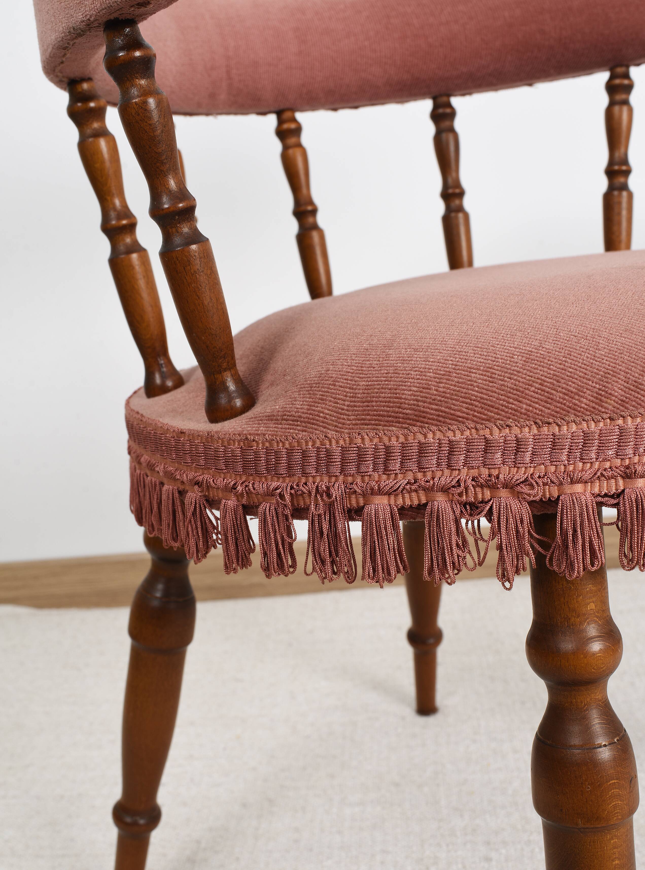 Old velvet armchair, toad style, from the 1950s