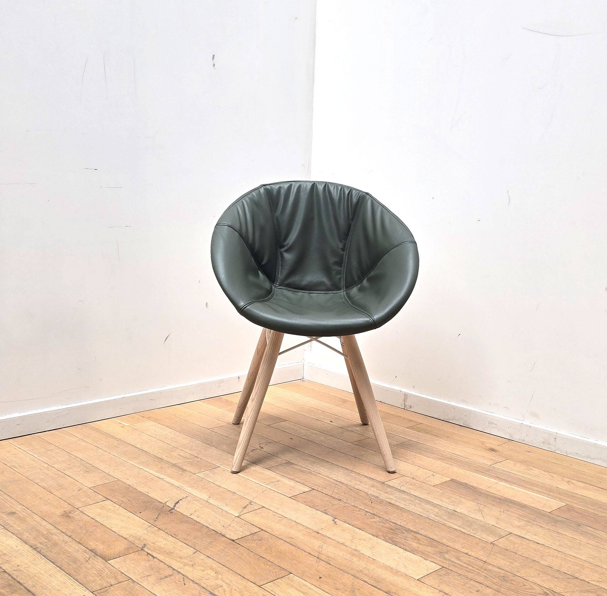 Suite de 6 fauteuils Gliss Wood 904, Pedrali