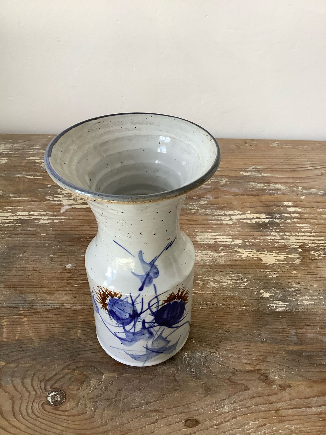 Thistle vase in glazed stoneware