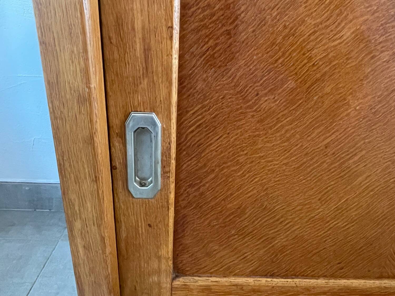 Magnificent vintage oak sideboard