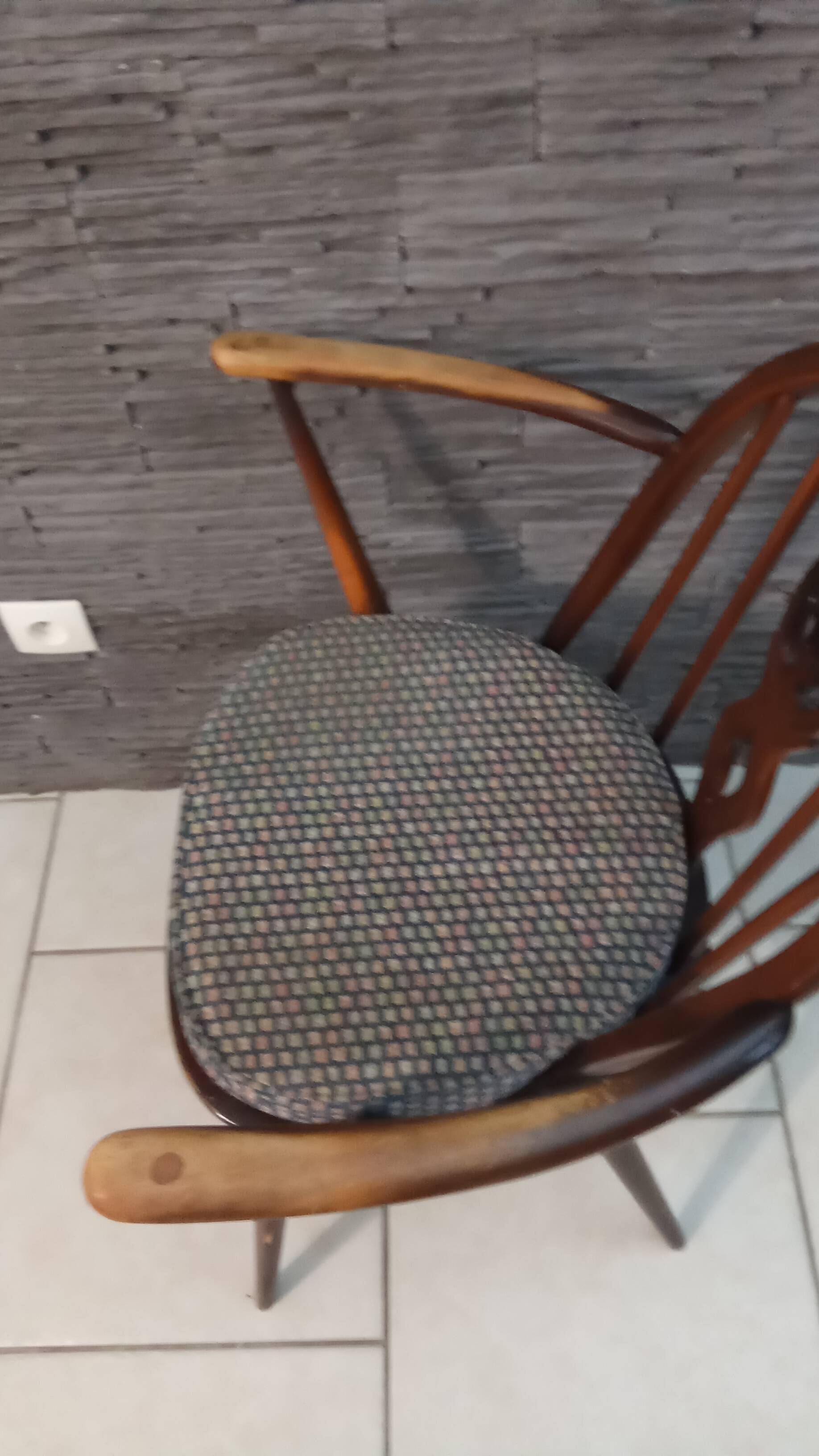 Vintage windsor chair for ercol scandinavian