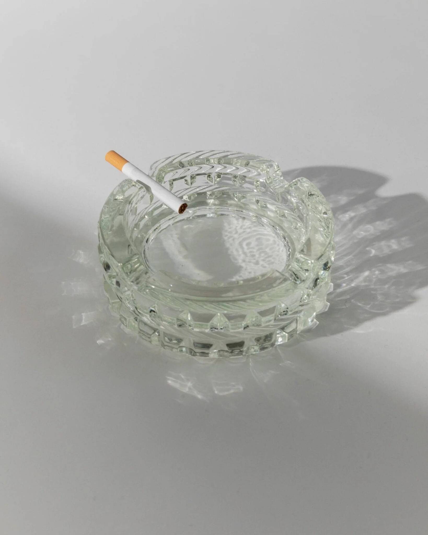 Vintage Murano Glass Ashtray, Pale Green Seafoam Clear Glass, 1950s Italian Mid-Century Glass Décor