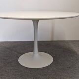 Space Age tulip round table by Maurice Burke for Arkana, 1960s-70s