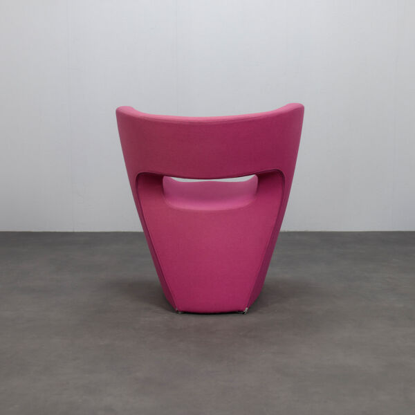 Paire de fauteuils Victoria & Albert par Ron Arad pour Moroso, Italie, années 2000.