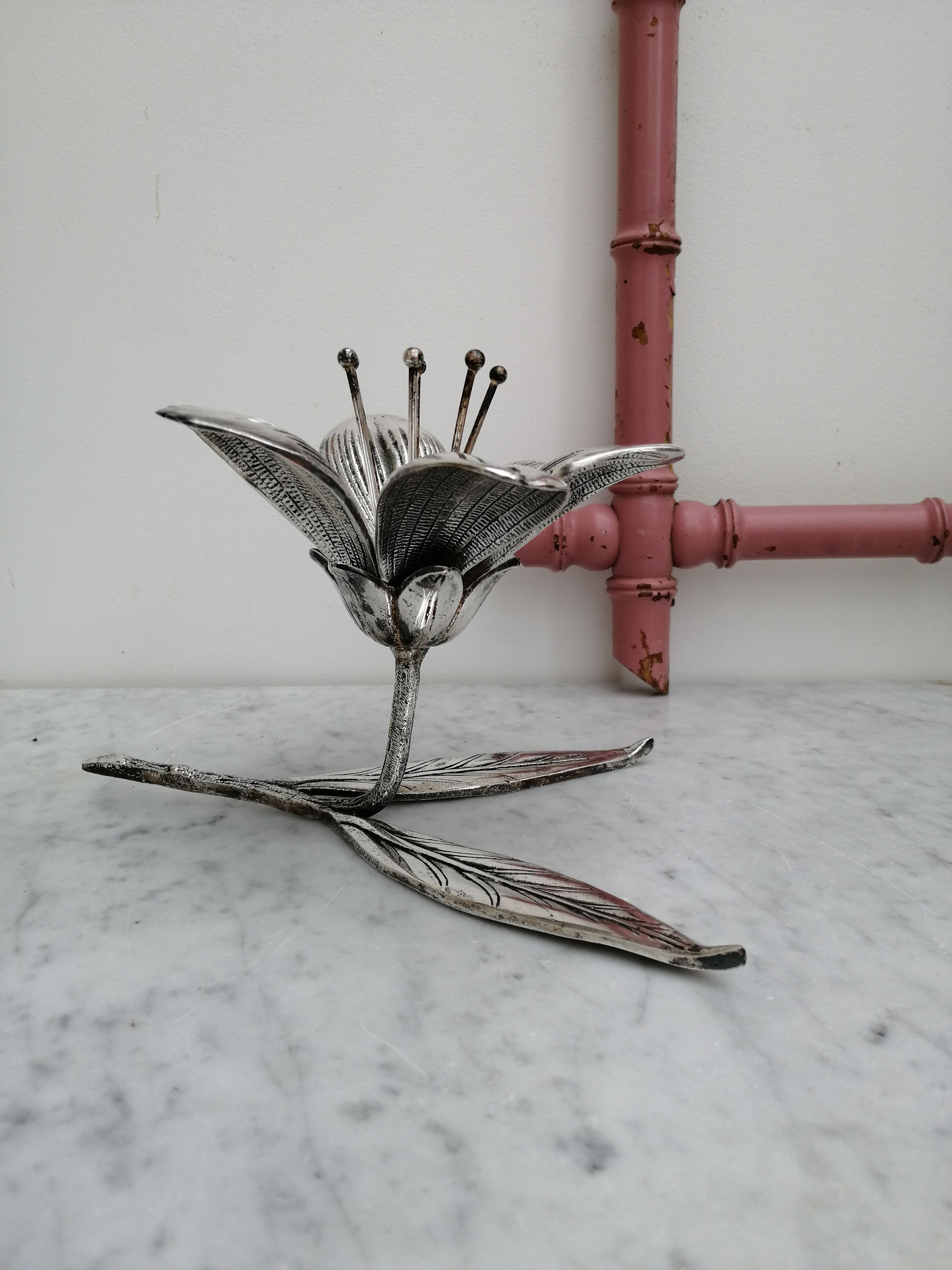 Silver metal flower ashtray