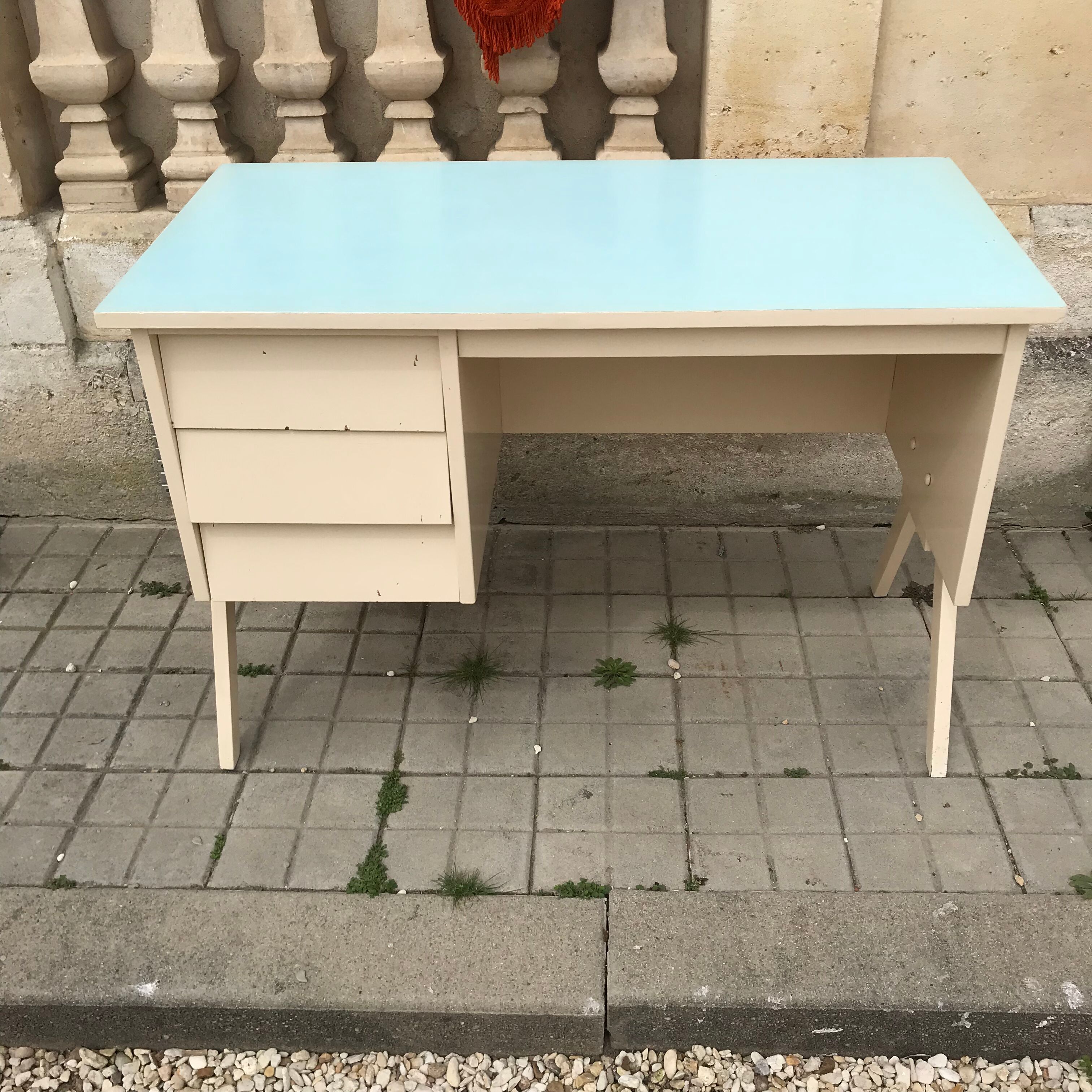 Bureau kids vintage