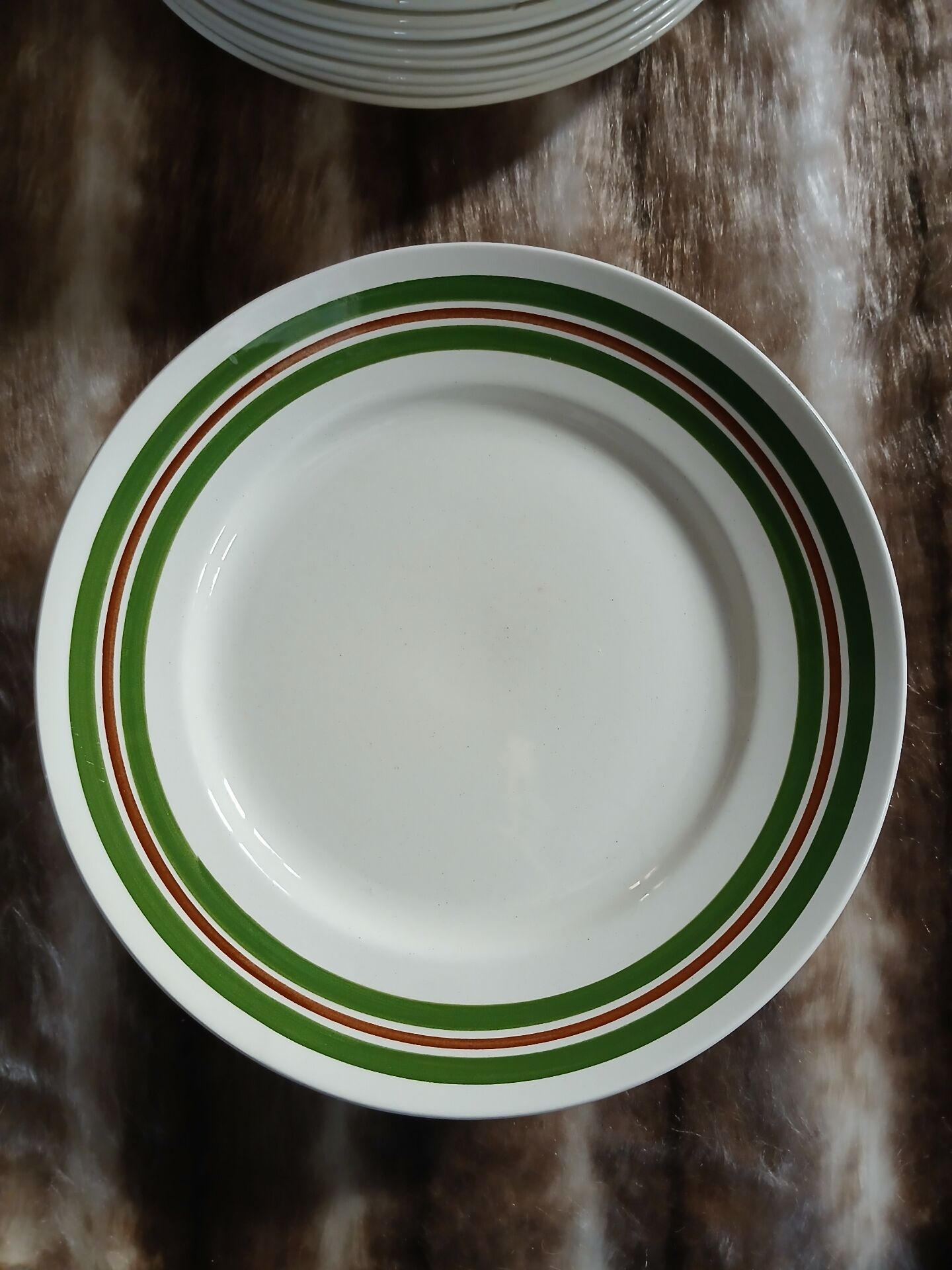 7 antique flat plates Moulin des Loups