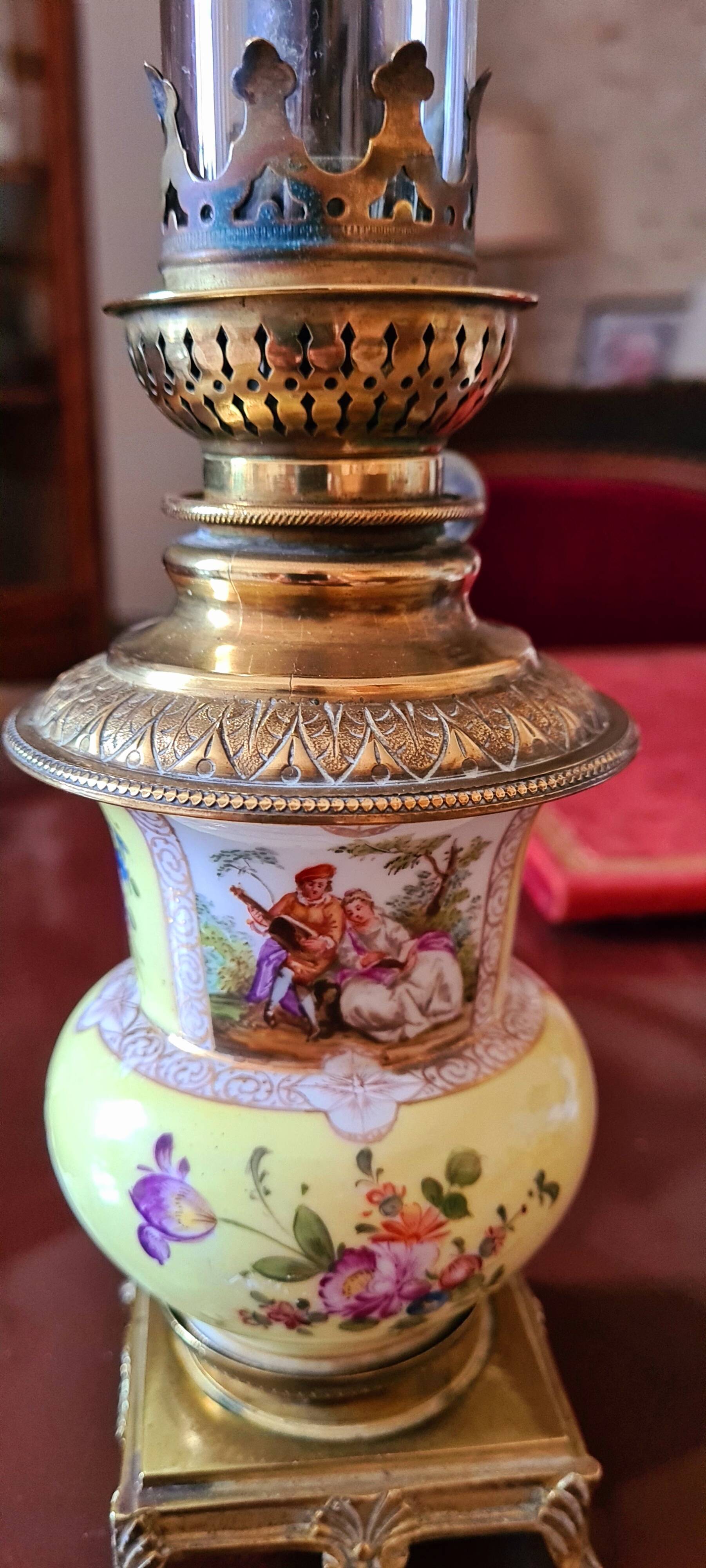 Porcelain and copper oil lamp