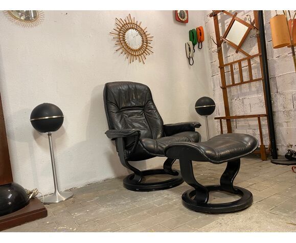 Armchair relaxation leather & footrest Stressless model Ekornes vintage 1980