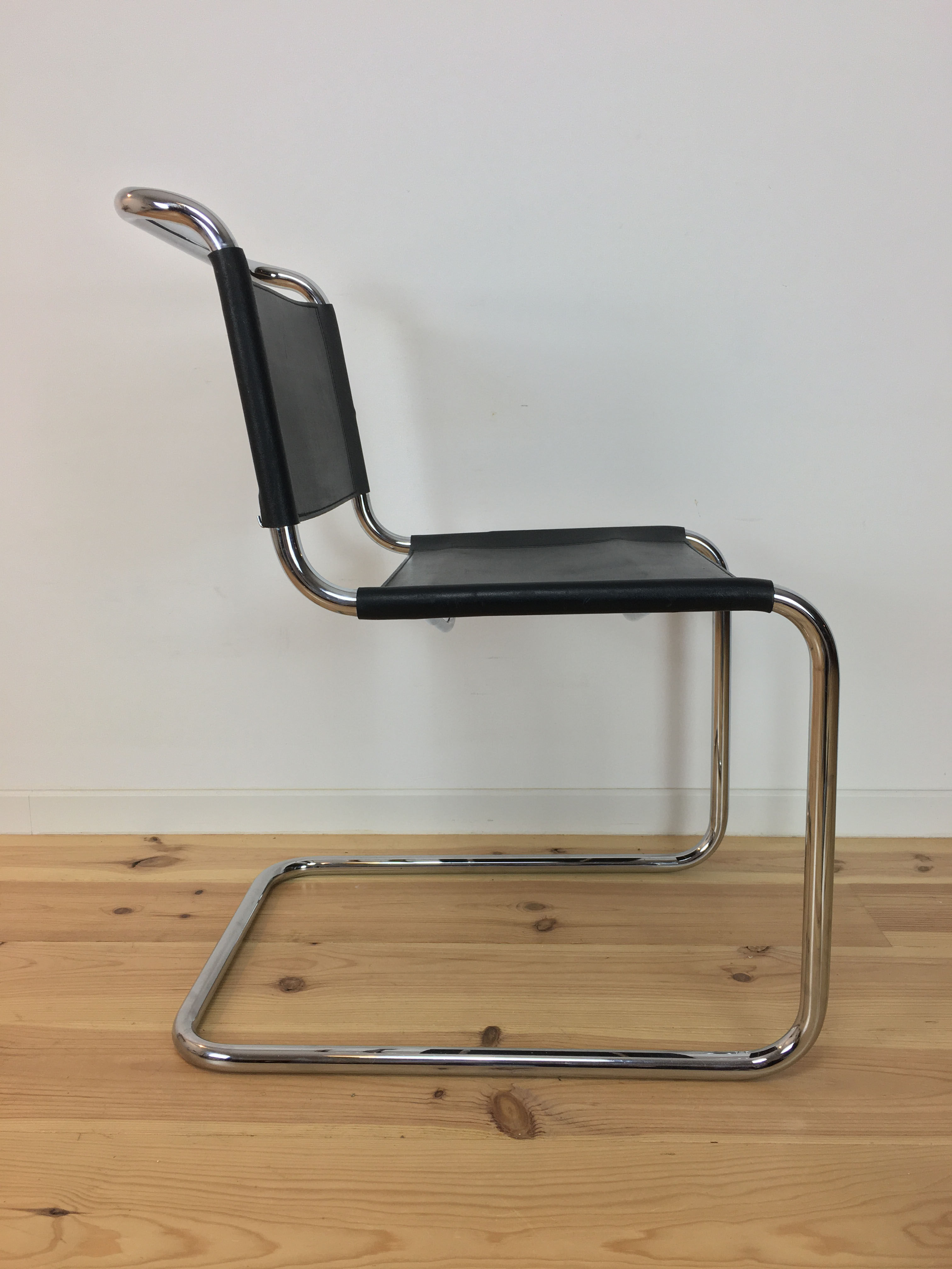 Chair B33 by Marcel Breuer 1980