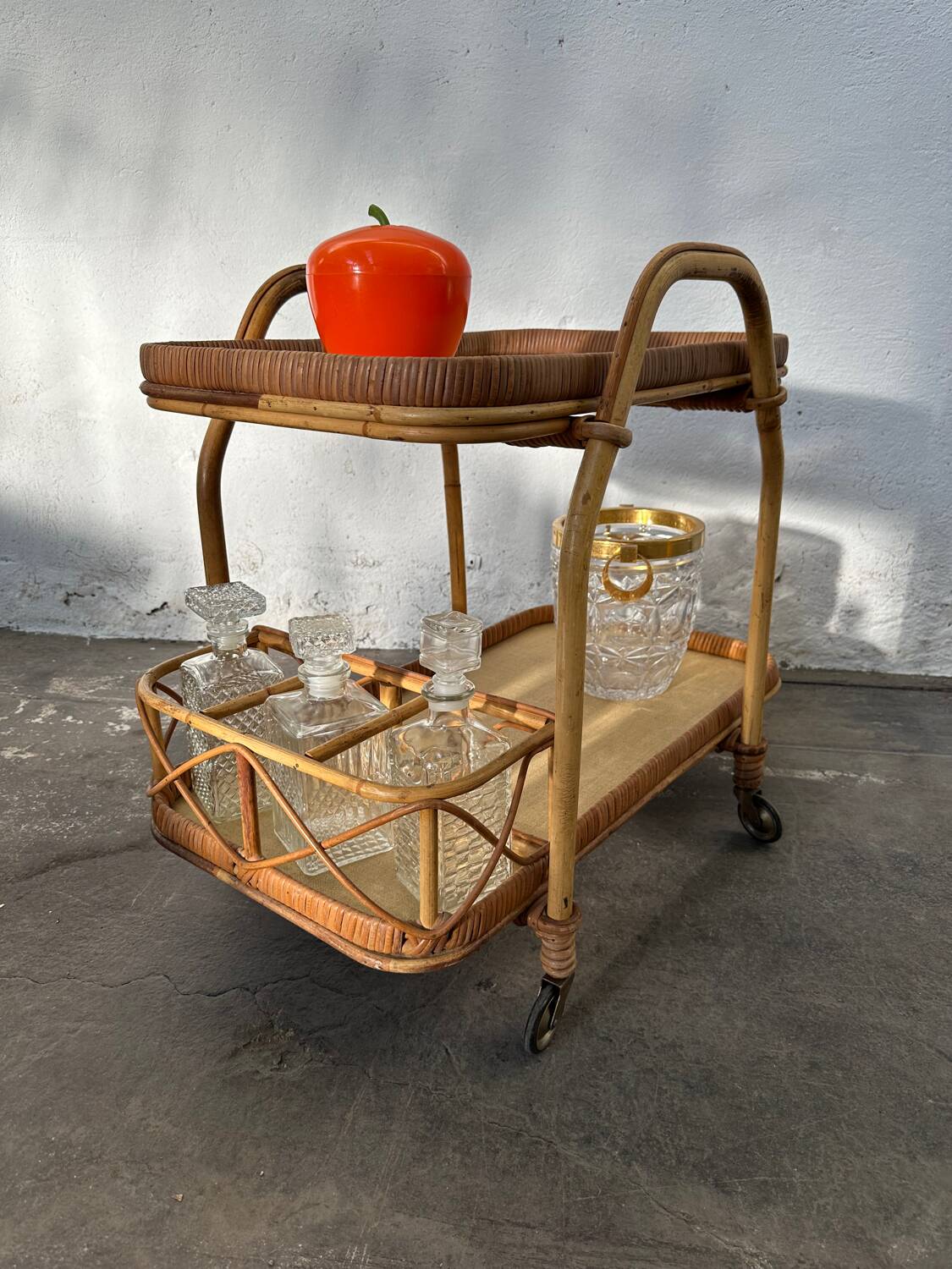 Rattan serving cart with removable tray