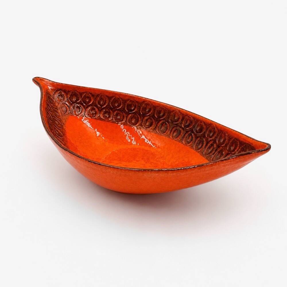 Large Italian modernist ceramic bowl from the 60s/70s.