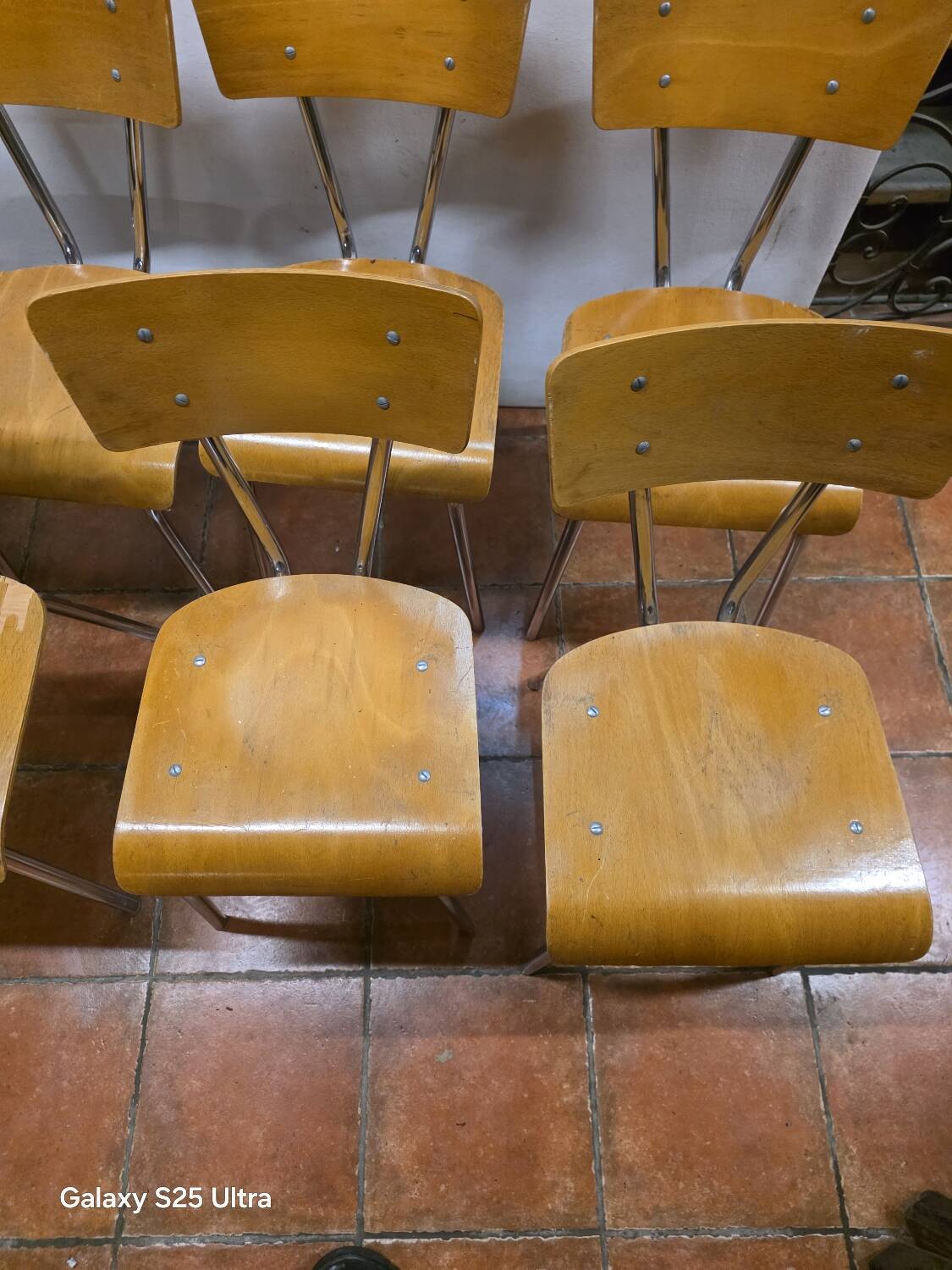 7 vintage school chairs in chrome metal from the 1970s