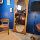 Miroir vintage géant bois clair miroir ovale 1920