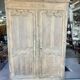Armoire ancienne ,deux portes,  en chêne décapée, Style Louis XV